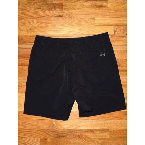 Under Armour 9” Performance Golf Shorts Men’s Size 40 Black Quick Dry Summer - Picture 2 of 6